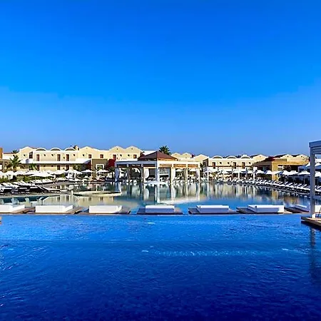 Pelagos & Hotel