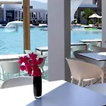 Hotel Pelagos &